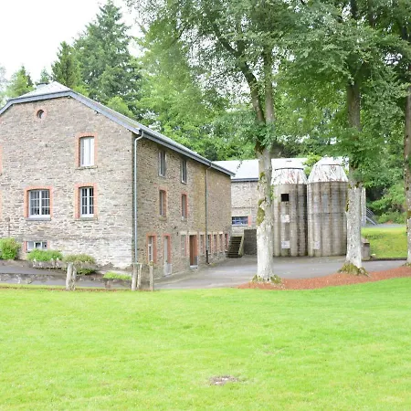 Holiday home Vintage Farmhouse With Garden Roofed Terrace Bbq Gouvy