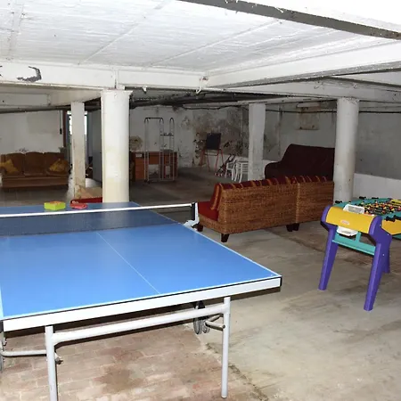 Semesterbostad Vintage Farmhouse With Garden, Roofed Terrace