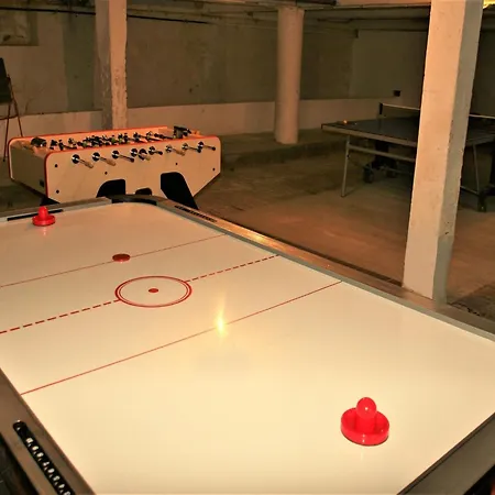 Vintage With Garden, Roofed Terrace